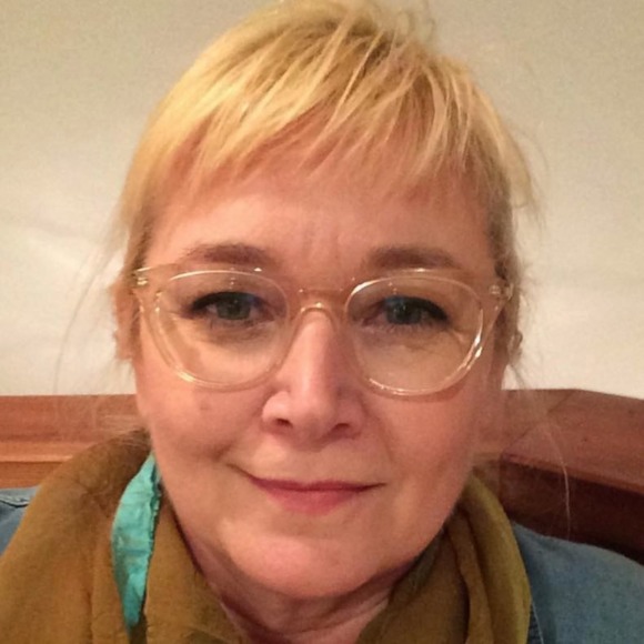 Meet your Posher, Lerinda saint - Picture 2 of 2